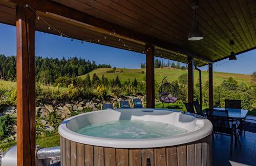 Ponice Apartment | Maciejowe Wzgórze Domek z dwoma niezależnymi apartamentami ze SPA - Sauna, Jacuzzi, Tężnia, Izba Solna i Solankowa, Balia na wyłączność z hydromasażami