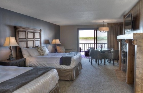 East Gull Lake Resort | Maddens On Gull Lake