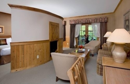 East Gull Lake Resort | Maddens On Gull Lake