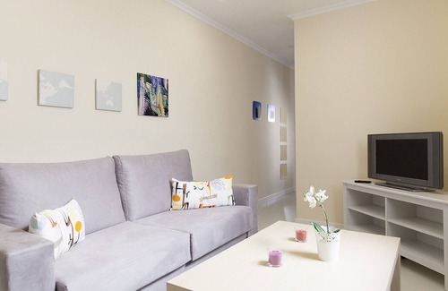 Ibiza Apartment | Madrid Downtown Retiro-Puerta de Alcala M (LDR28)