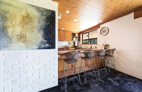 Smiths Lake House | Magic Mountain- The name says it all! .