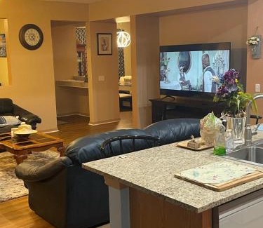 Kissimmee House | Magic Stay 4-Bedroom Home Close to Disney