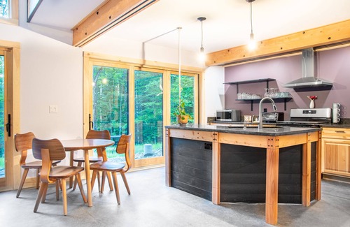 Warren Ski Chalet | Magnificent any time of year