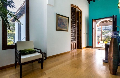 El Valle Villa | Magnificent house with pool, garden and views