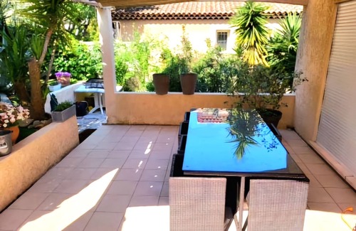 Martigues Villa | Magnificent, quiet villa in Martigues