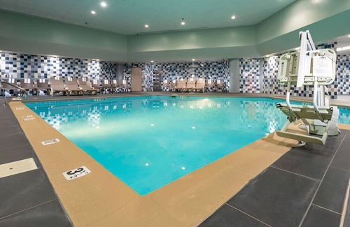 Jeffersontown House | Magnificent Rm for Family Getaway! W/ Free WiFi