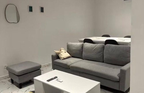 Pointe des Almadies Apartment | Magnificent studio in a hamlet near the monument