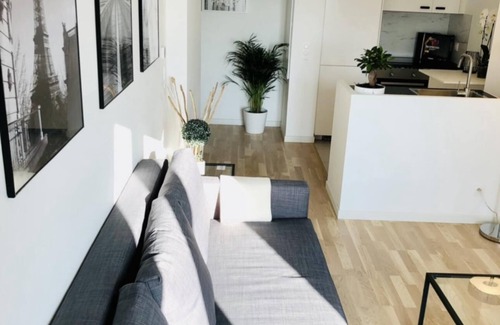 Chennevieres-sur-Marne Apartment | Magnifique 2 Pièces Meublé