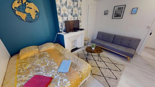 Anatole France Danton Apartment | Magnifique studio Franklin