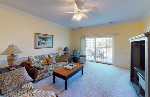 Central Myrtle Beach Condo | Magnolia Pointe by Coastline Resorts