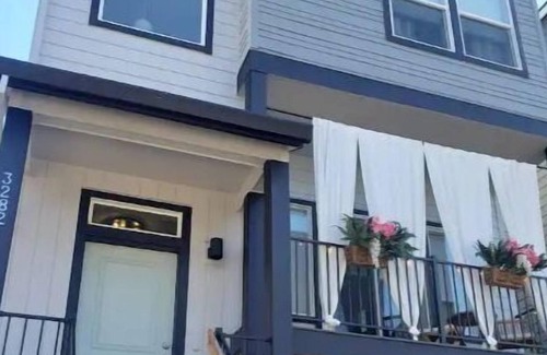 Aloha House | Mai Kai Aloha Townhome