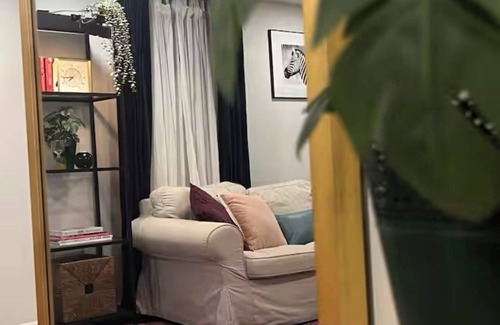 East Galt House | Main st. Studio Apartment in East Galt