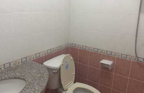 Si Prachan Hotel | Maingam Resort