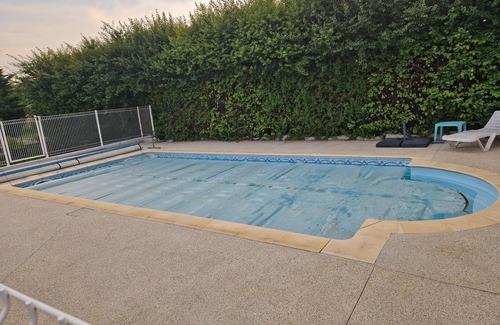 Saint-Lager-Bressac House | Maison à la Campagne Avec Piscine