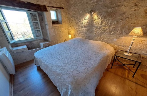 Larressingle House | Maison au Cœur d un Village