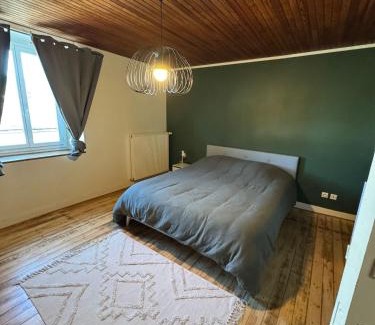 La Celle-sous-Gouzon House | Maison calme et reposante