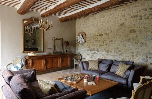 Pernes-les-Fontaines Villa | MAISON CECILE - LUXURY VILLA + HEATED POOL + CONCIERGE SERVICE