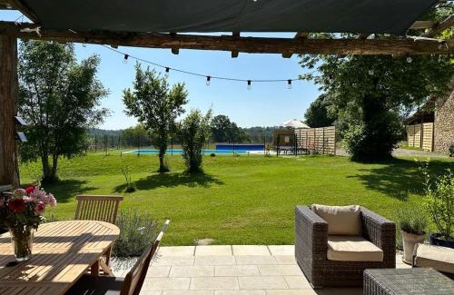 Lempzours House | Maison d'Amis Des Hirondelles