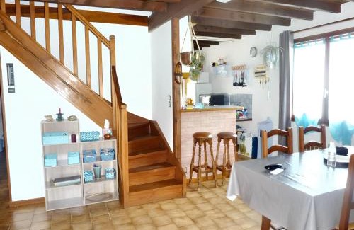 Fontrabiouse House | Maison de charme à Fontrabiouse avec vue sur la montagne