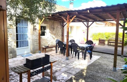 Meursac House | Maison de charme à Meursac avec piscine