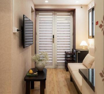 Hang Bai Apartment | Maison de Hue Homestay nestled in the Old Quarter