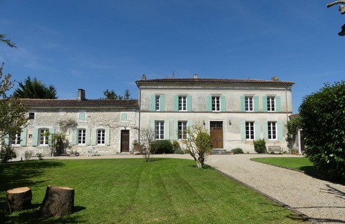 Saint-Leger House | Maison de Maître with swimming pool and large wooded park
