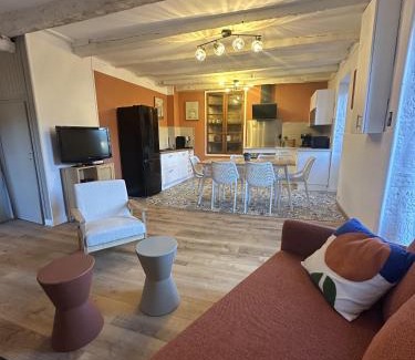 Nadaillac House | Maison du Barry - Piscine - Périgord Dordogne