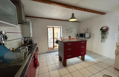 Tournon-sur-Rhone Apartment | Maison en duplex 85m2 avec bar et garage