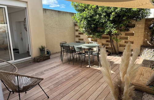 Beziers Villa | Maison GuyennenLovely, cosy house furnished with care and comfort