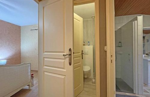 Saint-Mars-d'Egrenne House | Maison indépendante en granit au cœur du Domfrontais - FR-1-497-190