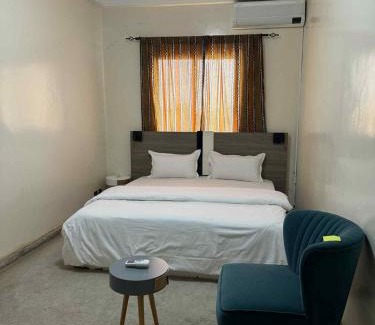 Dakar Apartment | MAISON Khadija Abibatou