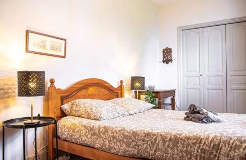 Ensues-la-Redonne House | Maison La Pinède authentique & familiale Vue Mer