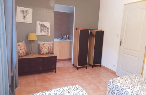 Faucon House | Maison Provençale : à 5 km de Vaison La Romaine