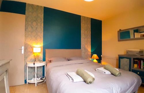 Houilles House | Maison T3 cosy, jardin, bureau & parking privé