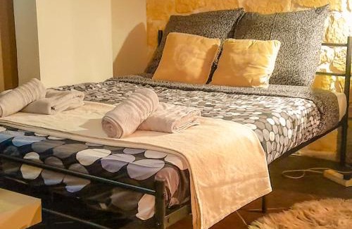 Houilles House | Maison T3 cosy, jardin, bureau & parking privé