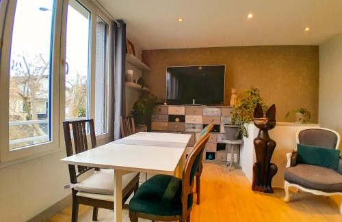 Houilles House | Maison T3 cosy, jardin, bureau & parking privé