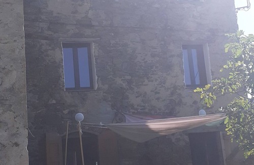 Moita Cottage | Maison Tour Restaurée en Chambres D'hôtes