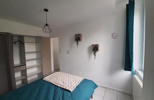 Anneyron Apartment | Maisonnette abj