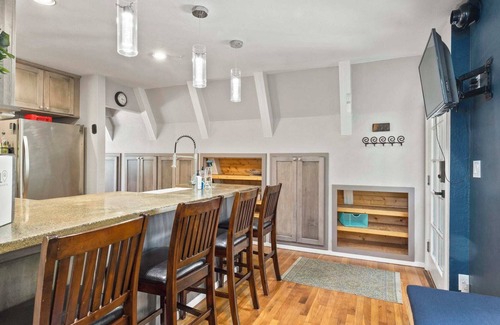 Aptos House | Majestic A-Frame, Upper Unit - with Hot Tub!