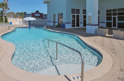 Long Beach House | Majestic Beach Resort #1309-2 by Book That Condo