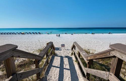 Miramar Beach Apartment | Majestic Sun 1014B- Shades of Blue