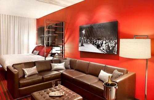 Downtown Las Vegas Hotel | Making The Best Memories Along The Way! 3 Convenient Units, Casino, FREE Parking