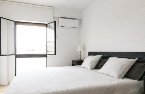 Pedregalejo Apartment | MalagadeVacaciones - Valera