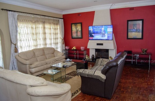 Harare East House | Malcom @ Las Palmas Guest House