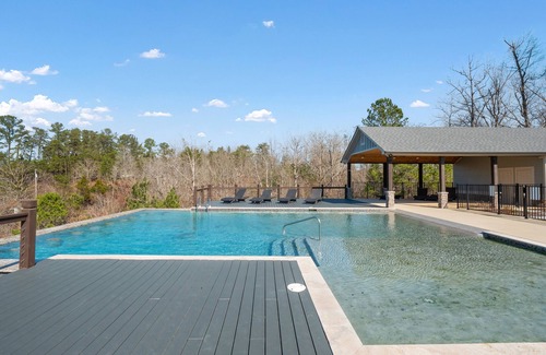 Cullman House | Mallard Pointe 100: 3 BR, 3 BA House in Cullman, Sleeps 8