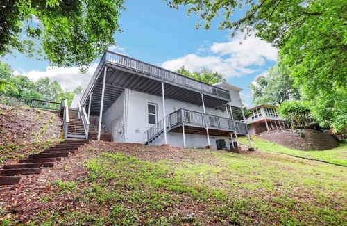 Gainesville Cottage | Mandalay Lake Lanier Getaway