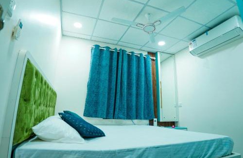 Ullal House | Maneva Comforts