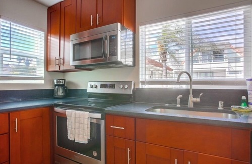 Central Mission Beach Condo | Manhattan Shores 3