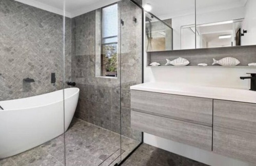 Manly Apartment | Manly Cove Court