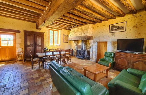 Margon House | Manoir du Bois Joly - Gîte du Fournil